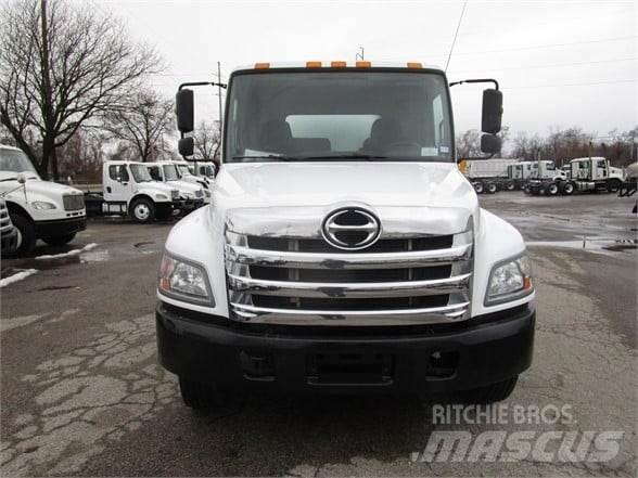 Hino 338 组合/真空油槽车
