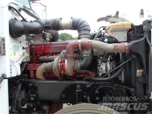 Peterbilt 367 牵引车
