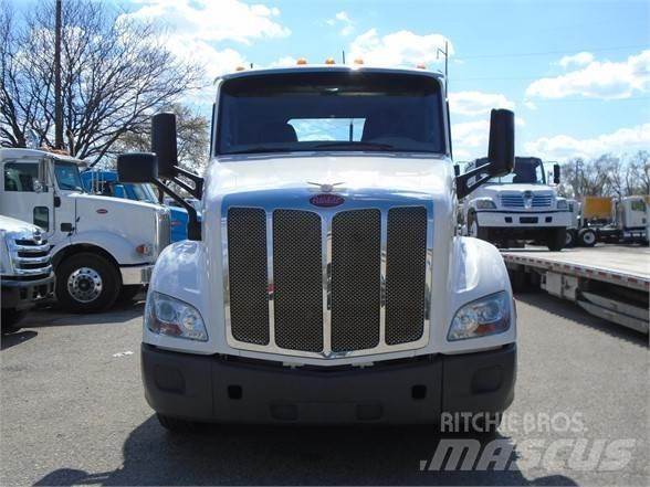 Peterbilt 579 牵引车