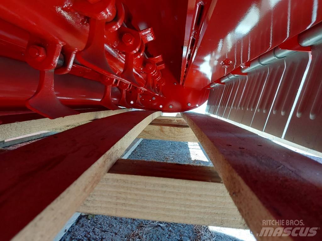 Maschio Giraffa L190 牧场割草机和切顶器