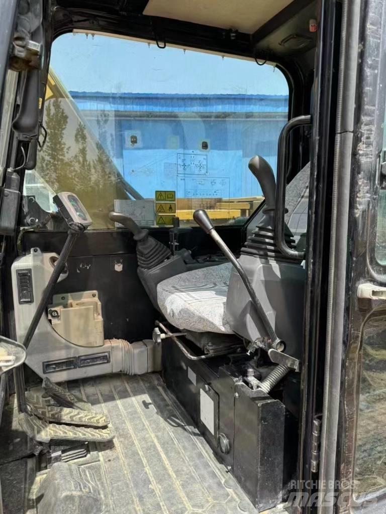 CAT 307 E2 履带挖掘机