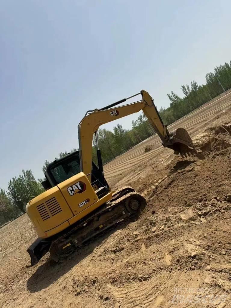 CAT 307 E2 履带挖掘机