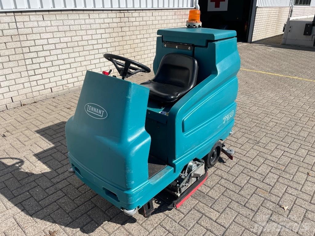 Tennant 7100 扫地机