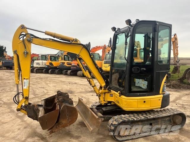 Komatsu PC 26 MR-3 小型挖掘机