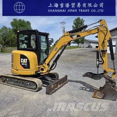 CAT 303.5 小型挖掘机