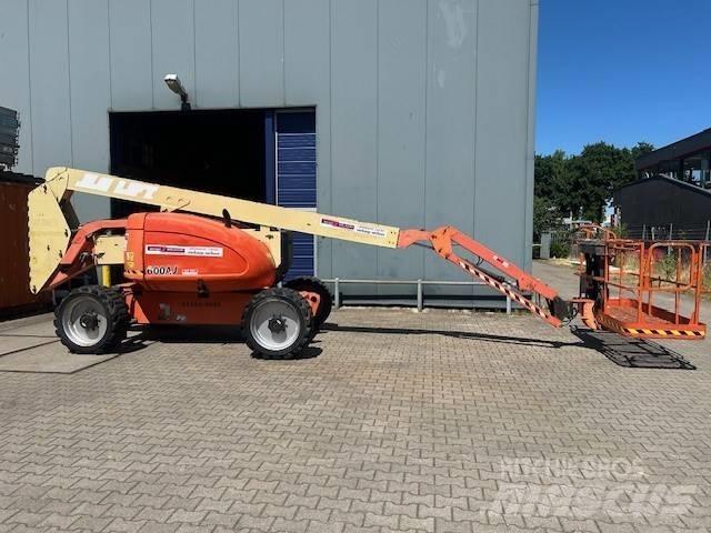 JLG 600 AJ 曲臂高空工作平台