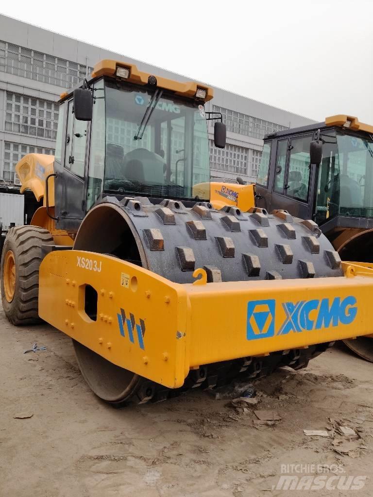 XCMG XS 203 J 单轮压路机