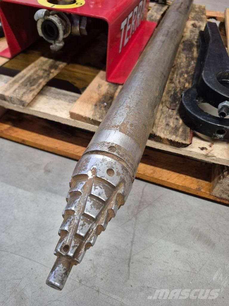 Terra TU 068 SK 水平定向钻井设备