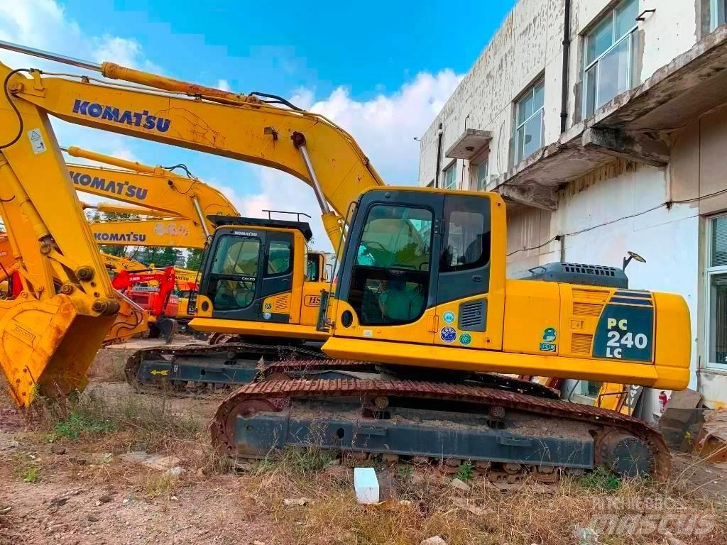 Komatsu PC 240 履带挖掘机