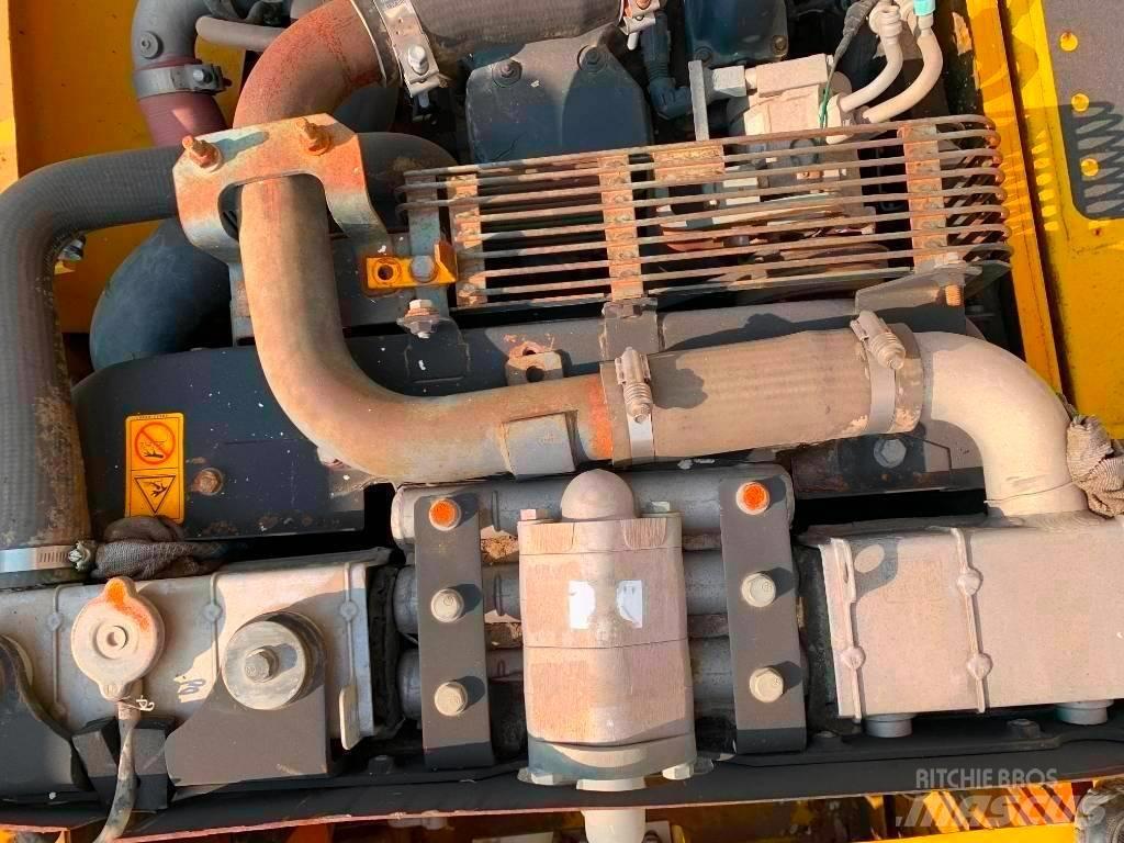 Komatsu PC 240 履带挖掘机