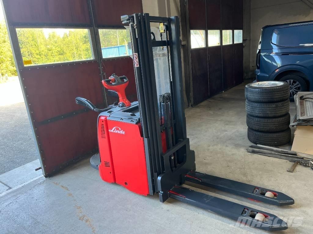 Linde D 14 AP 行走式堆垛机
