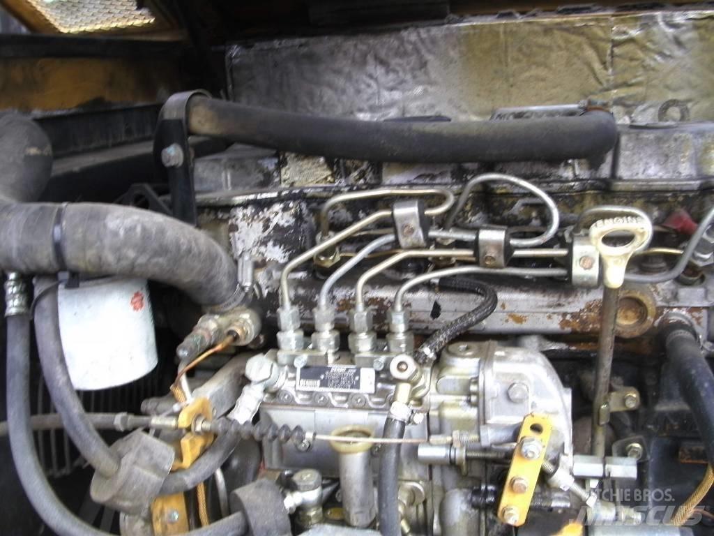 CAT 305 D 小型挖掘机
