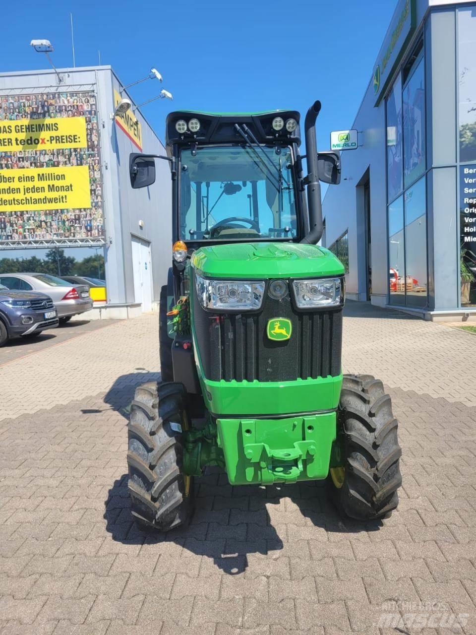 John Deere 5105GV 拖拉机/农用车