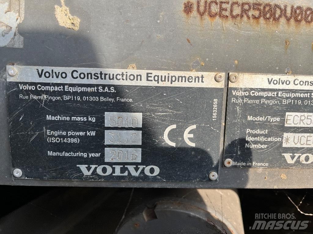 Volvo ECR 50 D 小型挖掘机