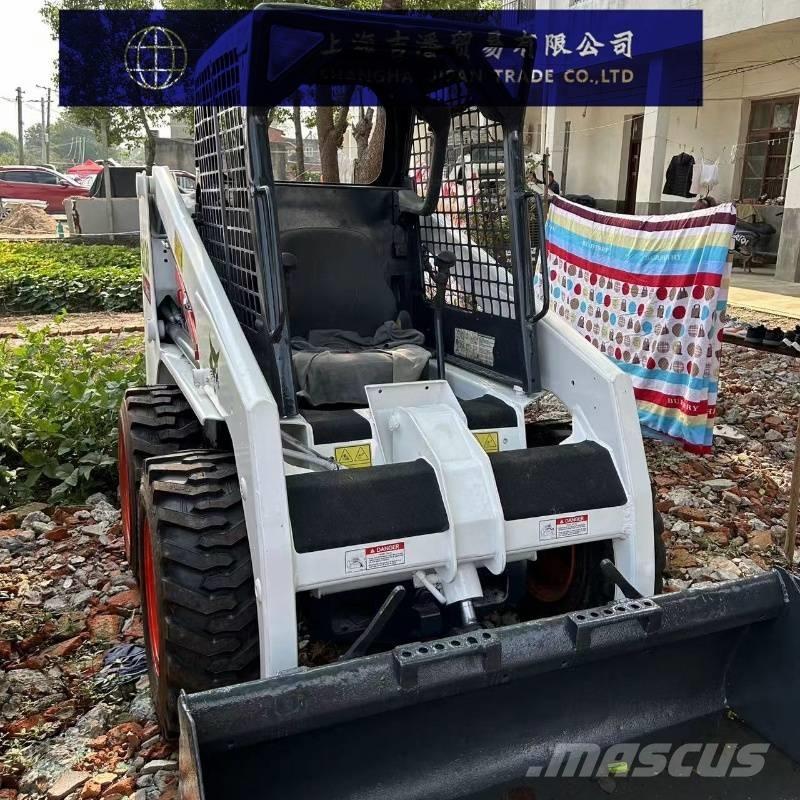 Bobcat S 130 滑移装载机