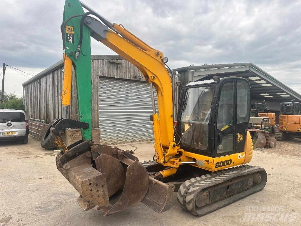 JCB 8060 小型挖掘机