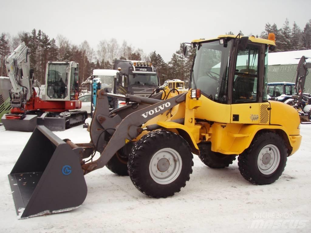 Volvo L 30 B Pro 轮式装载机