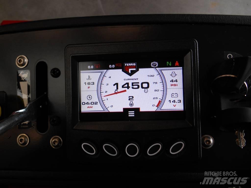 Ferris ZT6200IS 骑乘式割草机