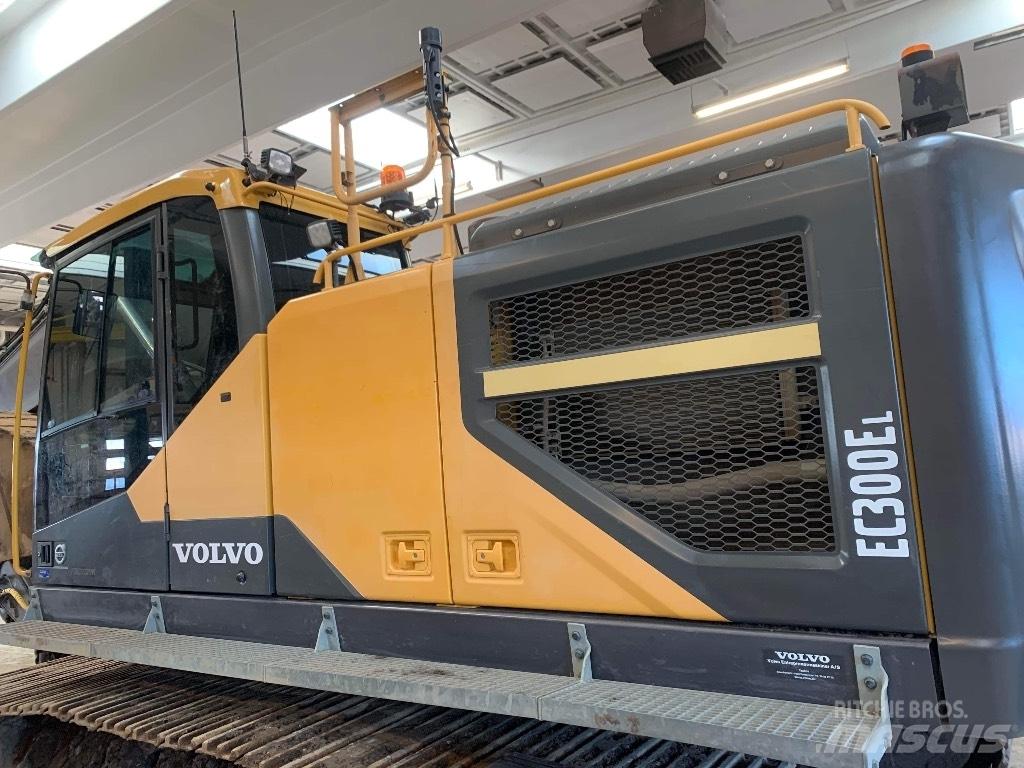 Volvo EC 300 E 履带挖掘机