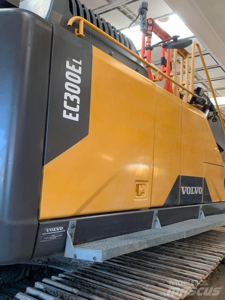 Volvo EC 300 E 履带挖掘机