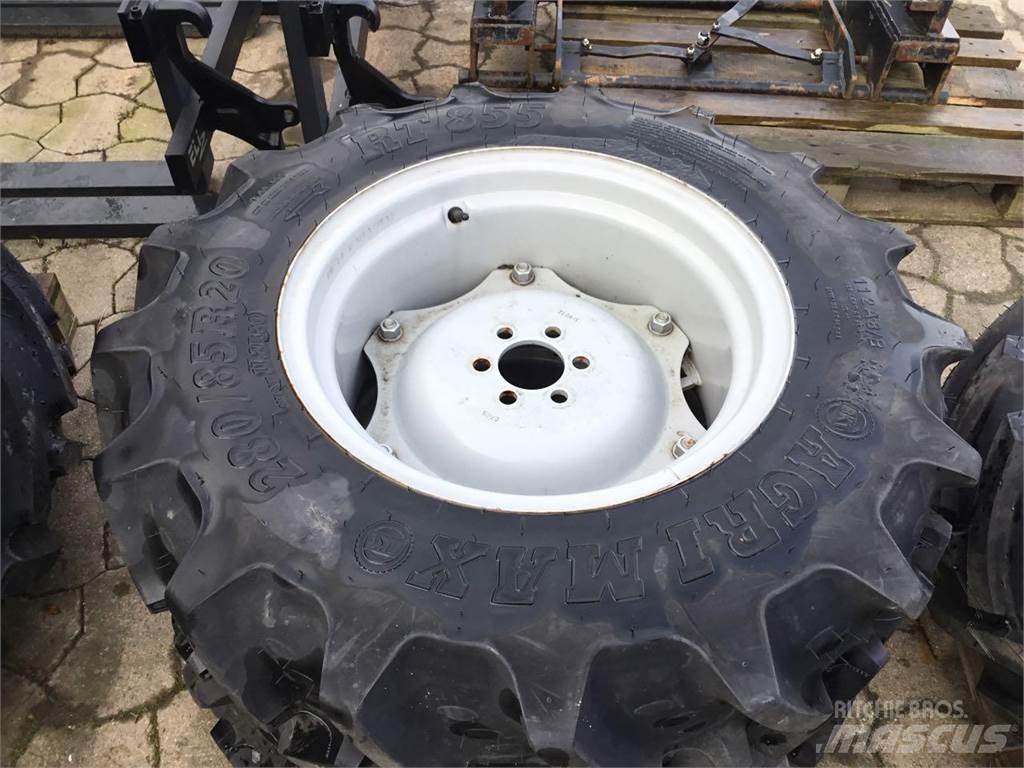 BKT 280/85R20 轮胎、车轮、轮圈