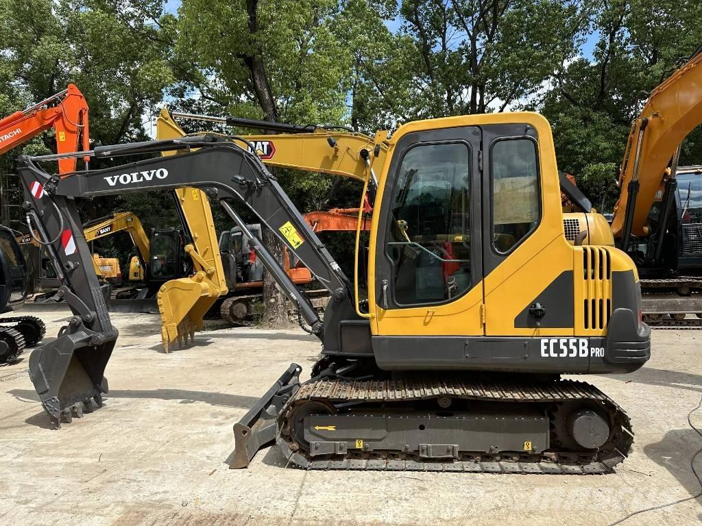 Volvo EC55B 小型挖掘机