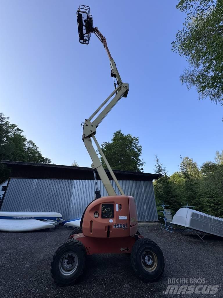 JLG 450 AJ 曲臂高空工作平台