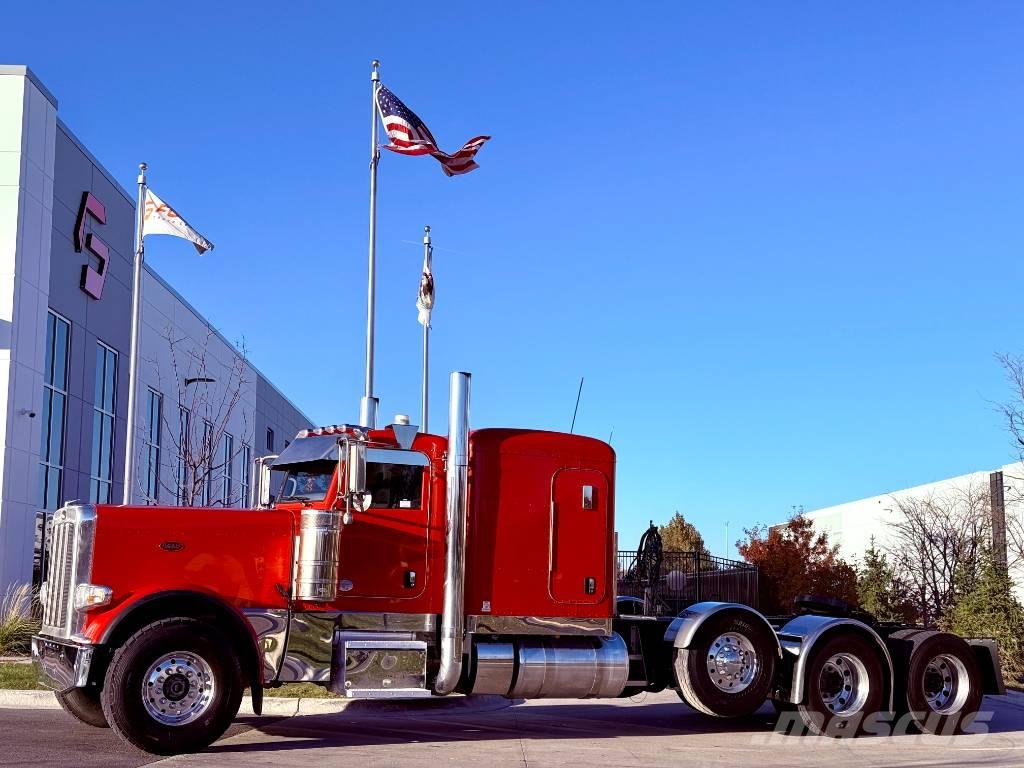Peterbilt 389 牵引车