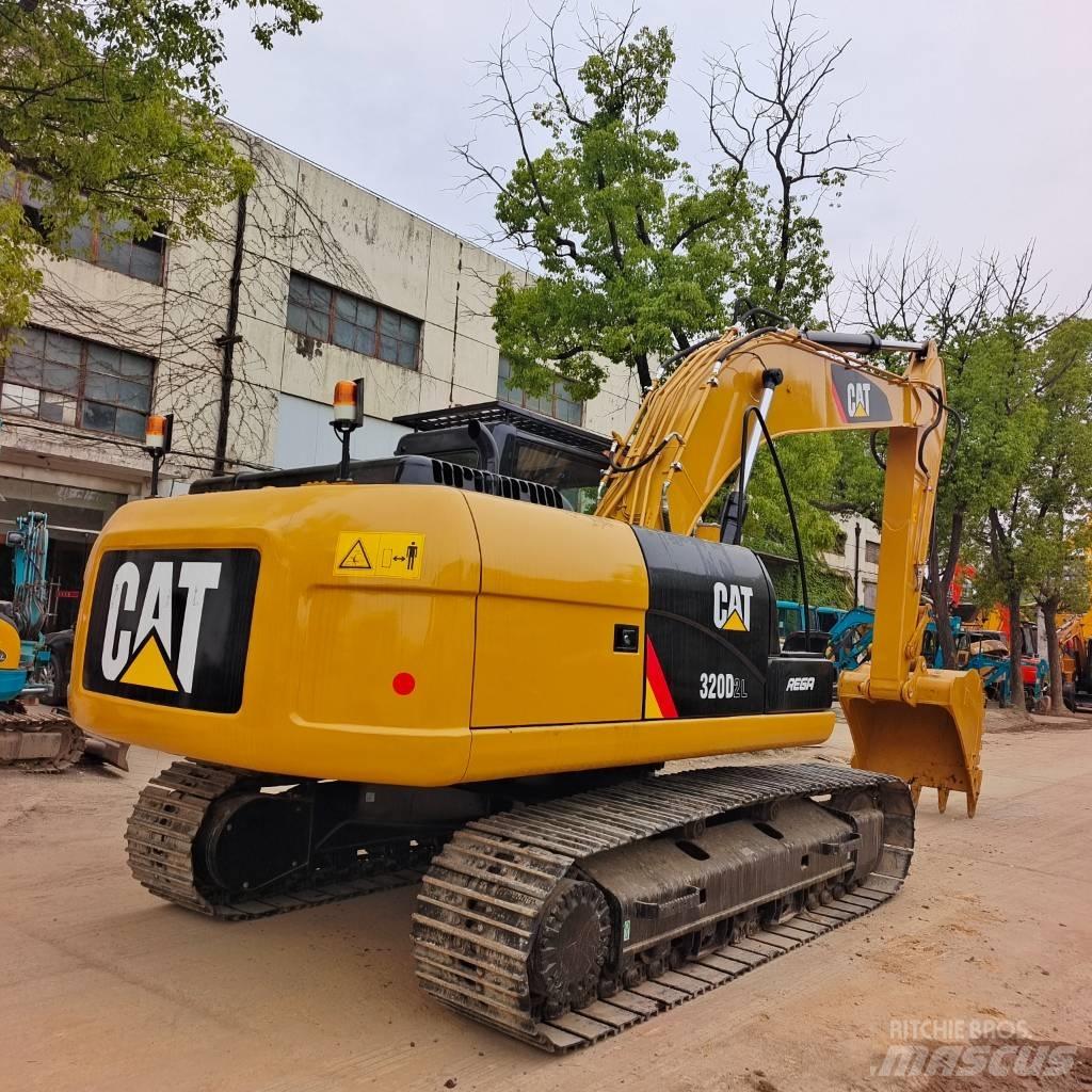 CAT 320D 履带挖掘机
