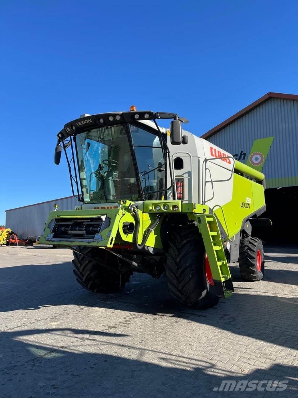 CLAAS Lexion 750 联合收割机