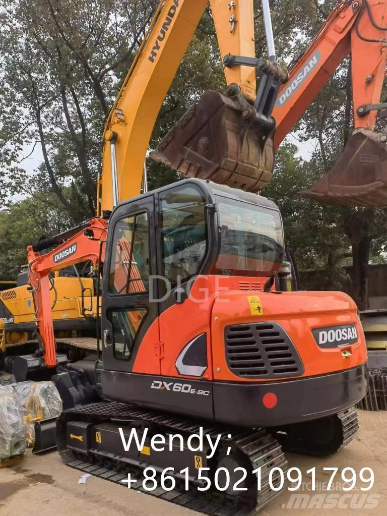 Doosan DX 60 中型挖掘机