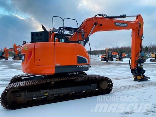 Doosan DX235LCR-5 履带挖掘机