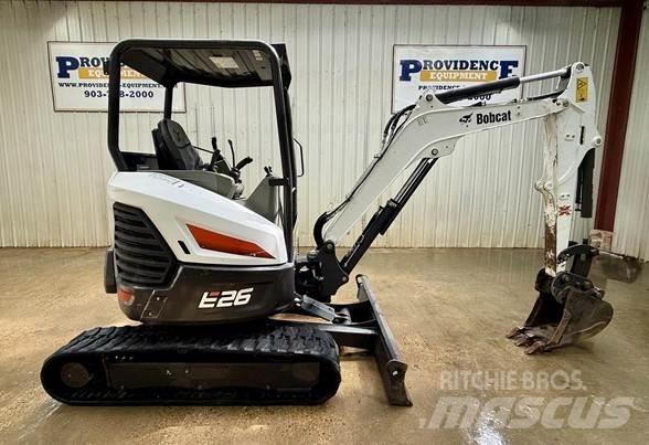Bobcat E26 小型挖掘机