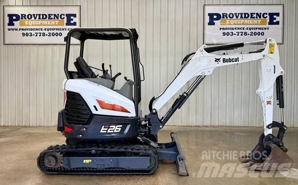 Bobcat E26 小型挖掘机