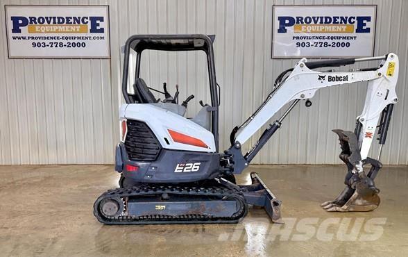Bobcat E26 小型挖掘机