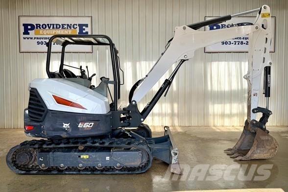 Bobcat E60 履带挖掘机