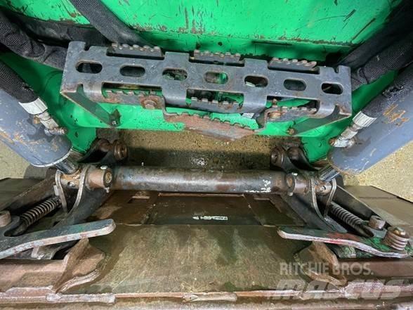 Bobcat T550 滑移装载机