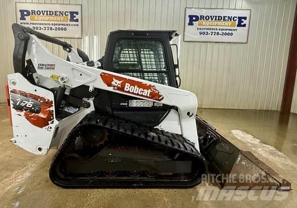 Bobcat T76 滑移装载机