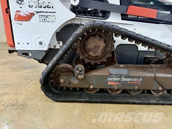 Bobcat T870 滑移装载机