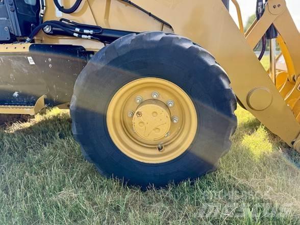 CAT 416 反铲装载机