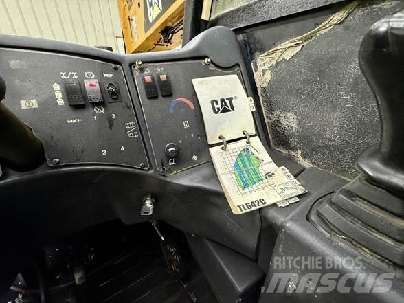CAT TL642C 伸缩臂叉装车|叉装车