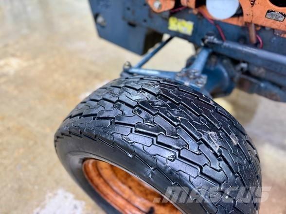 Kubota B7100 拖拉机/农用车