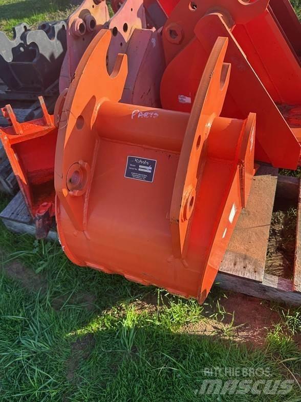Kubota BT4584 滑移装载机