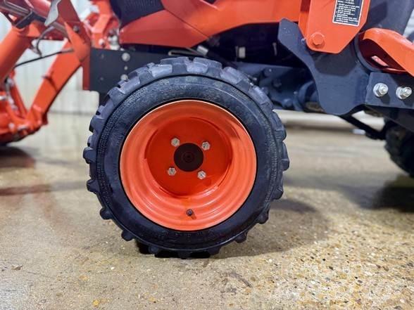 Kubota BX23S 反铲装载机