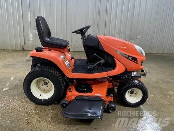 Kubota GR2110 骑乘式割草机