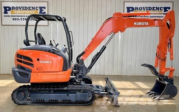 Kubota KX040-4 小型挖掘机