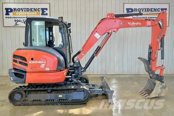 Kubota KX040-4 小型挖掘机