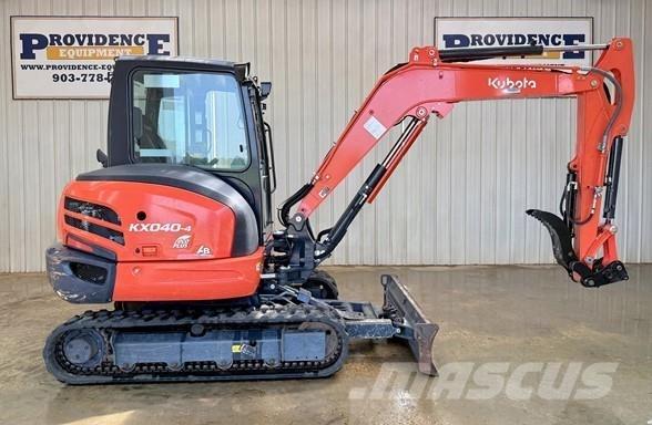 Kubota KX040-4 小型挖掘机