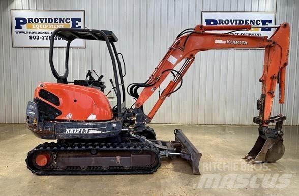 Kubota KX121-3 小型挖掘机