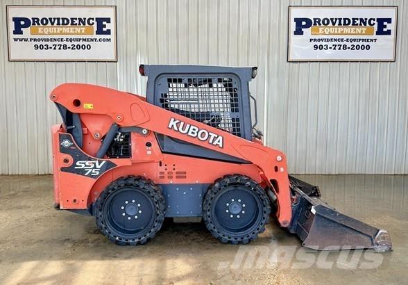 Kubota SSV75 滑移装载机